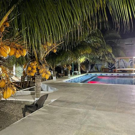 Hotel Paicos Beach Cartagena Exteriör bild