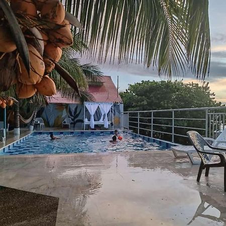 Hotel Paicos Beach Cartagena Exteriör bild