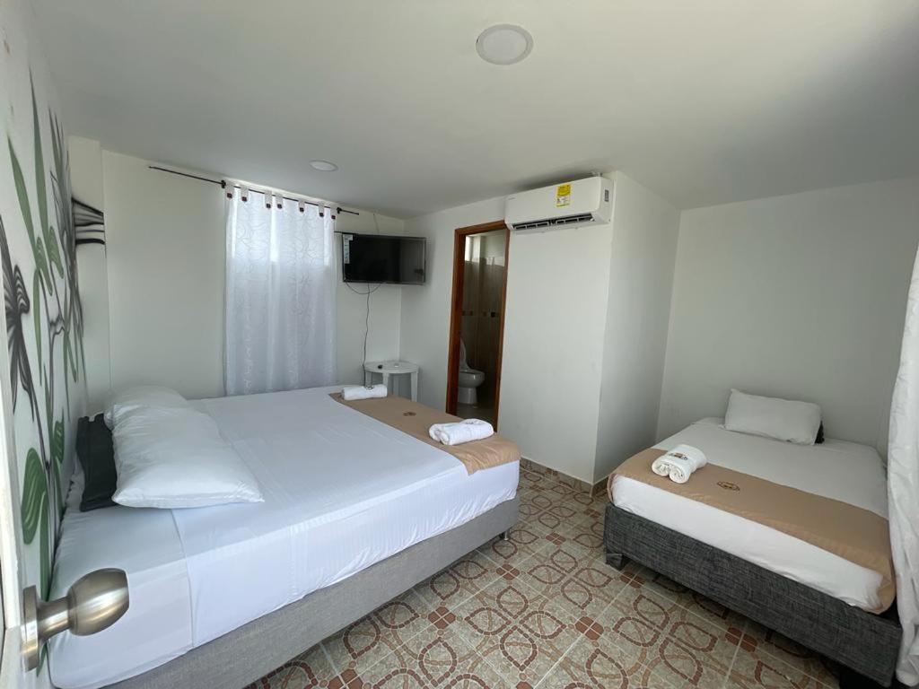 Hotel Paicos Beach Cartagena Exteriör bild